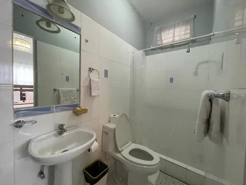 Jacuzzi Garden House Villa Diego Martin Holiday home